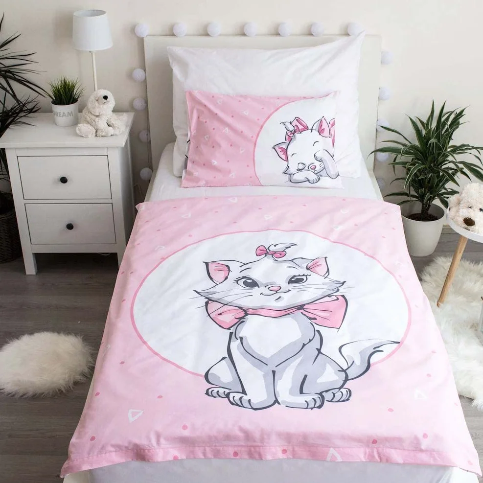JFabrics Disney Aristogats - Juego de edredón y almohada para cuna de bebé, color rosa claro, juego de ropa de cama para niñas pequeñas, con increíble gato Marie