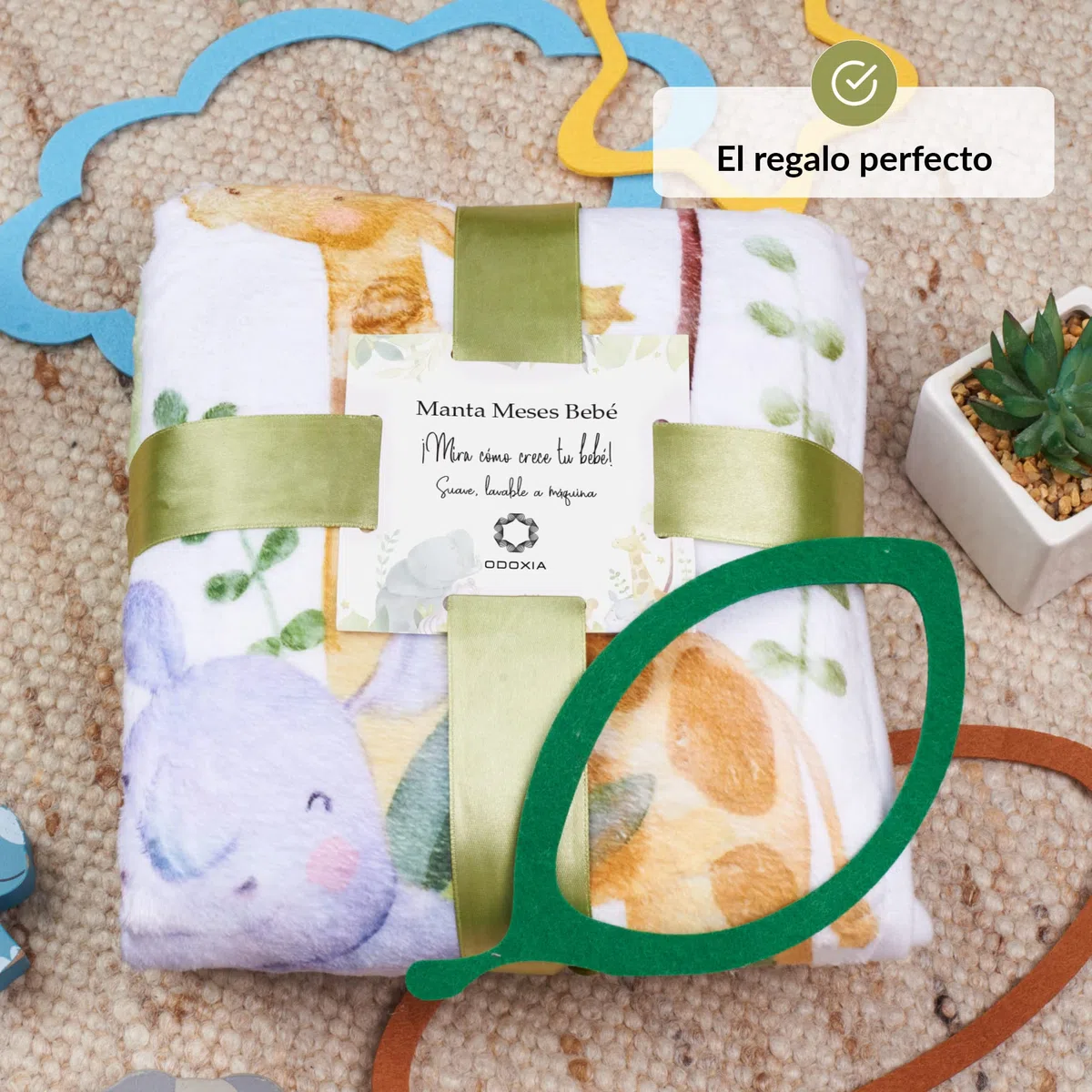 ODOXIA Manta Meses Bebé En Español | Manta Bebe Personalizada, Unisex | Tema Safari | Regalo Personalizado De Nacimiento para Nuevas Mamás | Manta Mensual Bebe | Incluye Marcos