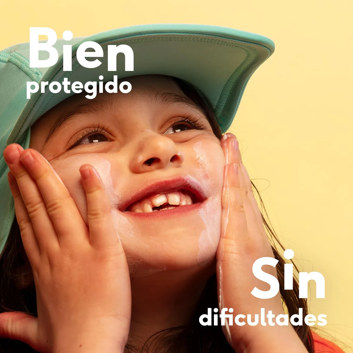 Naïf - Loción solar para niños - FPS 50 - A partir de 3 años - Protección UVA y UVB - Resistente al agua - Dermatológicamente probado - Sin microplásticos - Perfumado - 100 ml