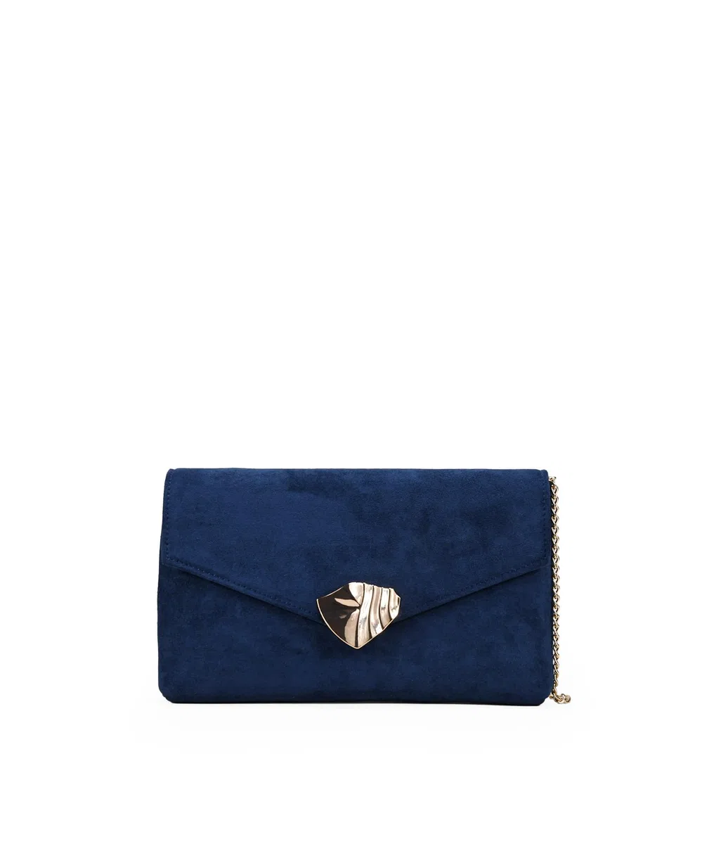 BOSANOVA Bolso de Fiesta Estilo sobre para Mujer en Ante con Detalle de Aplique metálico en la Solapa y asa de Cruzar de Cadena extraíble. Azul U