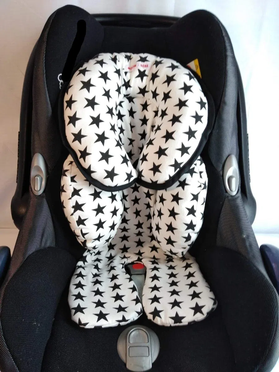 moon-bebe Reductor Universal MaxiCosi, Silla de Coche y de Paseo(blanco con estrellas negras)