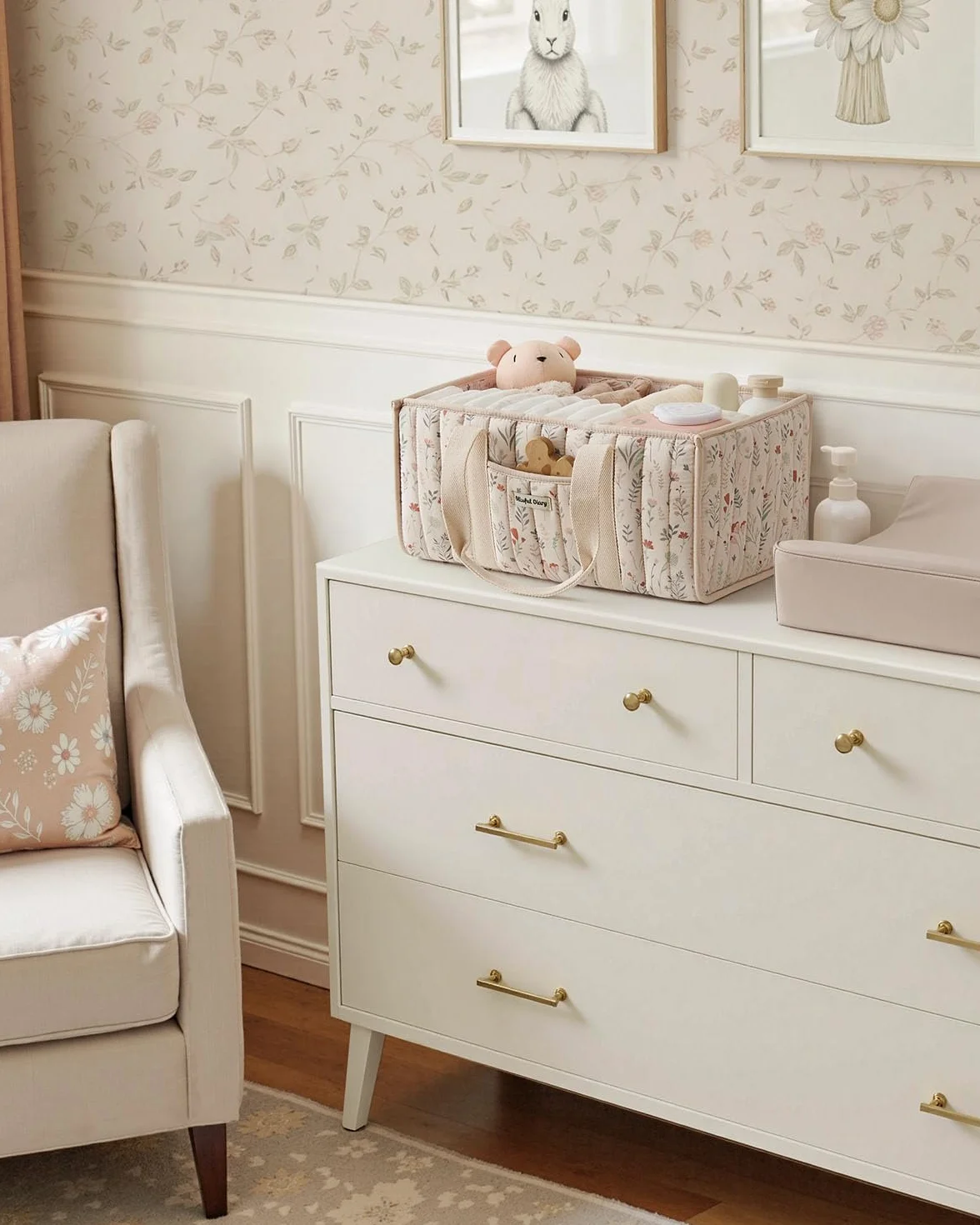 Blissful Diary Organizador de cambiador para bebé, Cesta de Almacenamiento Elegante para Necesidades de Recién Nacidos y Estación de Pañales, Regalo de Baby Shower, Beige Floral