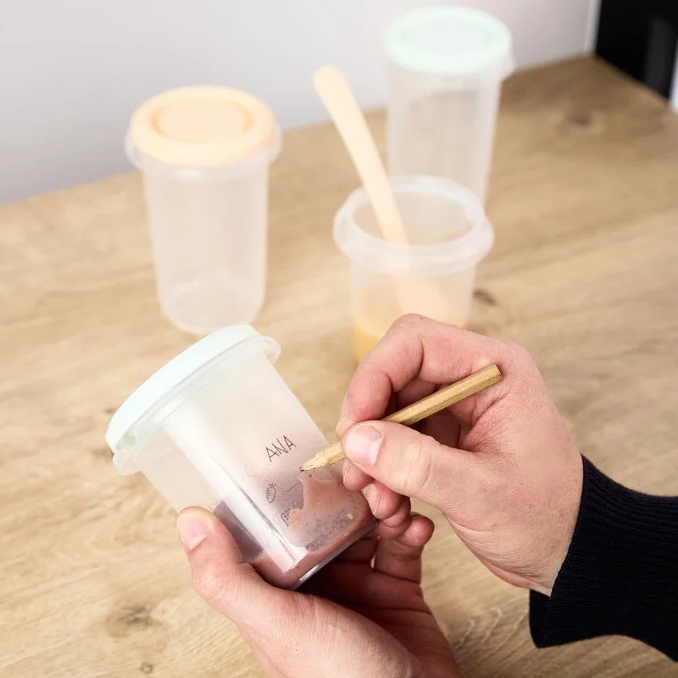 Miniland recipientes herméticos para alimentos bebé | Set 12 Hermisized | Tupper comida bebé, 12 unidades, 3 tamaños 200, 250 y 330 ml, aptos para congelar y calentar, sin BPA, con marcas de medida